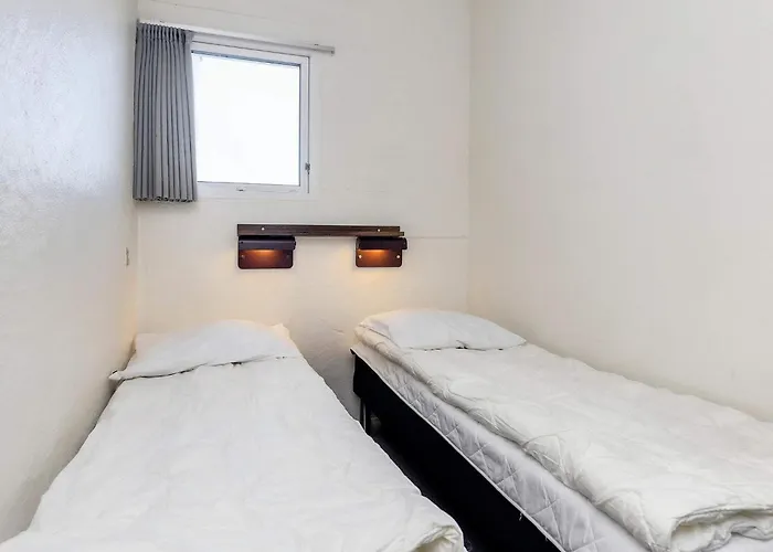 Seaside Serenity In Taysinge-by Traum * Brovst