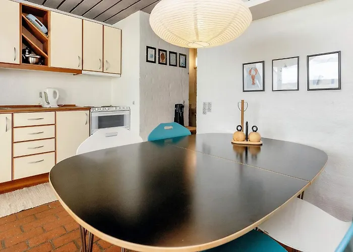 Seaside Serenity In Taysinge-by Traum Apartamento